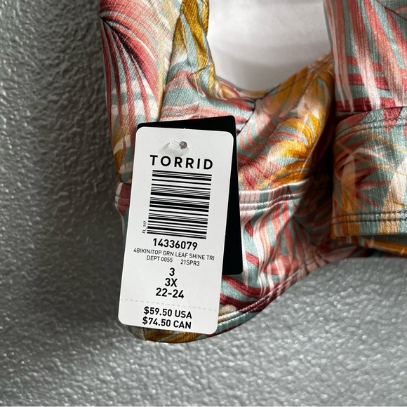 NWT Torrid Wireless Shine Triangle Bikini Top in Green Leaf Print - Picture 6 of 7